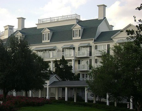 Boardwalk Inn by Darren Witko