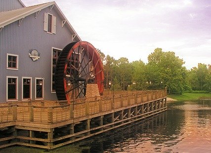 Port Orleans Water Wheel by rickpilot_2000